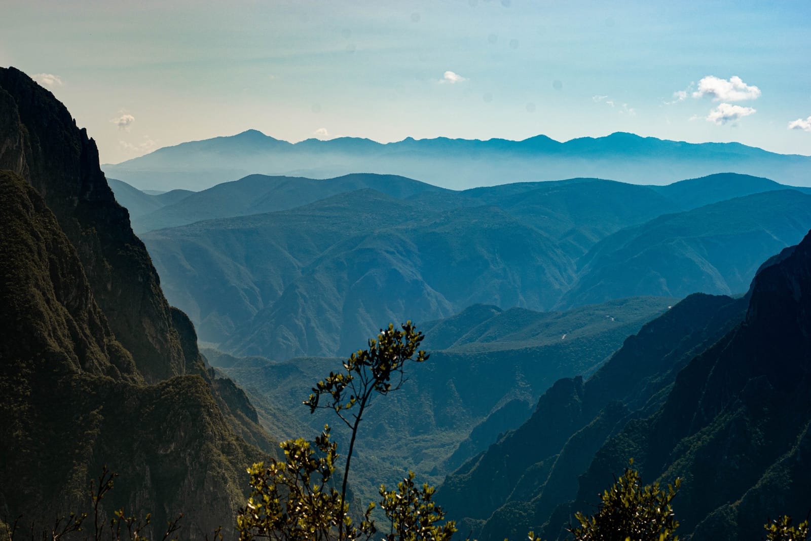 Layered mountain ridges around the Tolantongo canyon